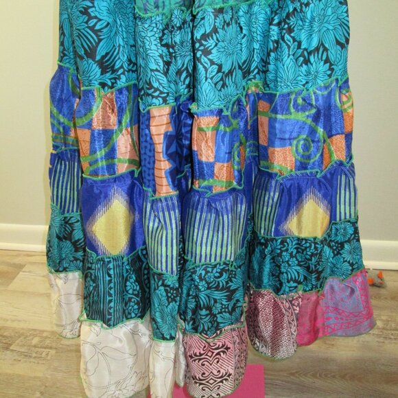 Wevez 7 Layer Tribal Skirt w/Easel Voile Cami Top Sz M NWT - Picture 12 of 14